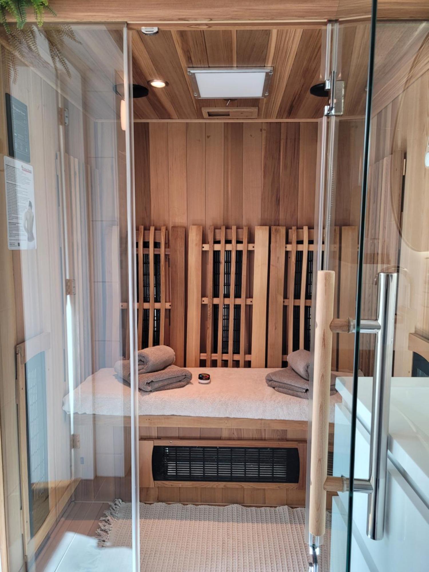 Tiny Villa De Haas Met Infraroodsauna Egmond aan Zee Exterior foto